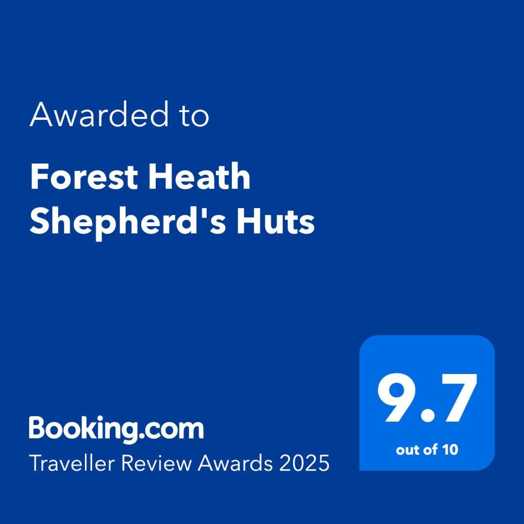 Forest Heath Shepherd'S Huts Ringwood Exterior foto